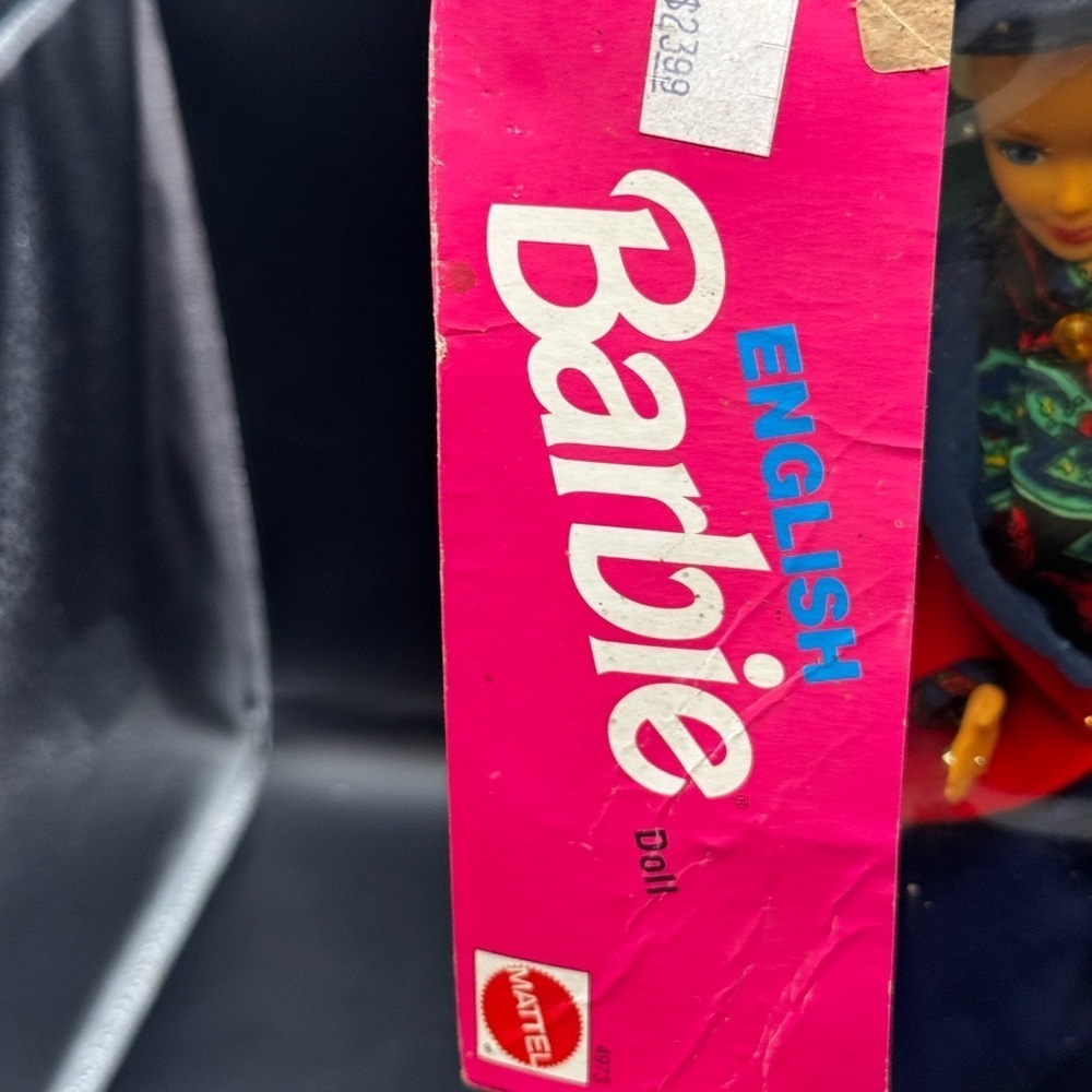 Barbie Vtg 1991 ENGLISH BARBIE #4973 Dolls of the World Collection Damaged Box - Picture 9 of 16